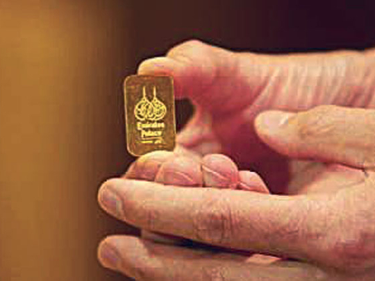 Emirates Palace To Sell Souvenirs From Gold Atm Tourism Gulf News