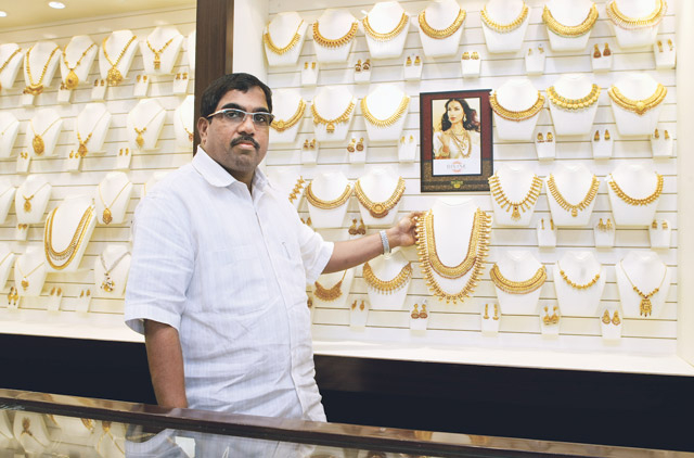 Jeweller goes with kiosks to tap the young Retail Gulf News