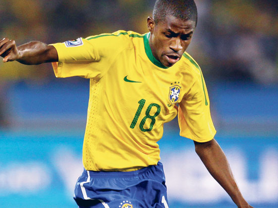 Chelsea Make Big Money Move For Brazilian Midfielder Ramires Football Gulf News