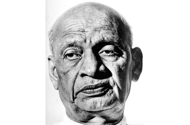 Ainan_P019 Multi Color Sardar Vallabh Bhai Patel Sketch Art Work Poster For  Bedroom Living Room Walls Blue : Amazon.in: Home & Kitchen