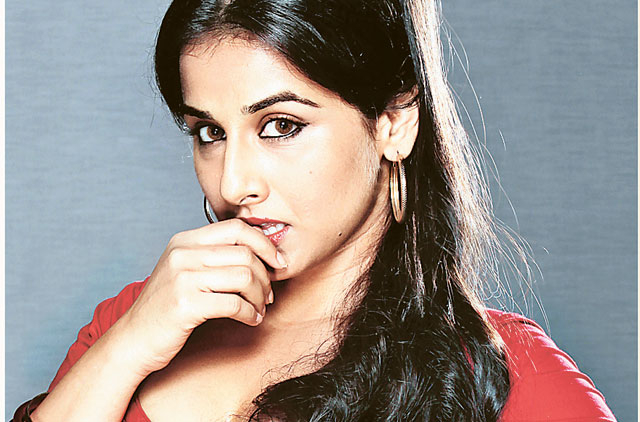 Vidya Balan Sexy Vedio In - Bollywood beauty Vidya Balan: sensuous and fearless | Entertainment â€“ Gulf  News