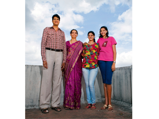 Meet the Kulkarnis: India's tallest family with a combined height of 26ft  hope to set a new world record