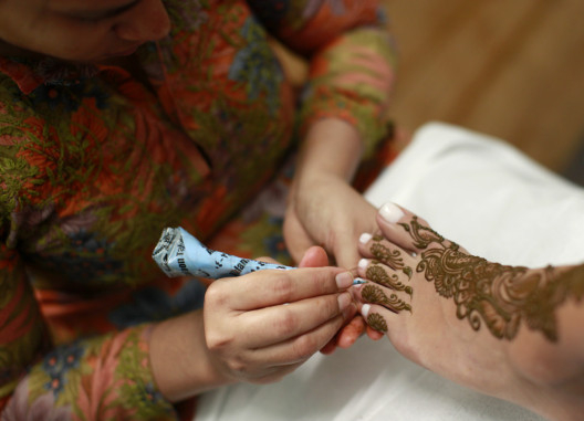 Khaleeji Henna Design by Mubbo Mehendi Artist