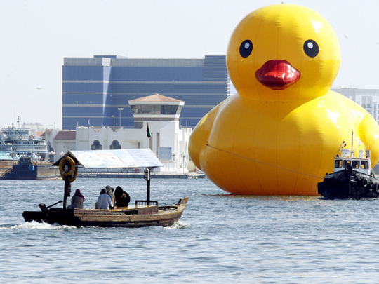 giant duck animal