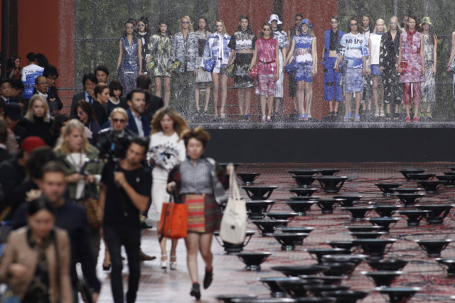 Paris catwalks mirror the world, goes digital | Entertainment – Gulf News