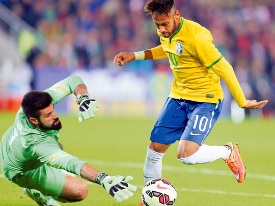 Neymar, Lionel Messi star in friendly victories | Football – Gulf News