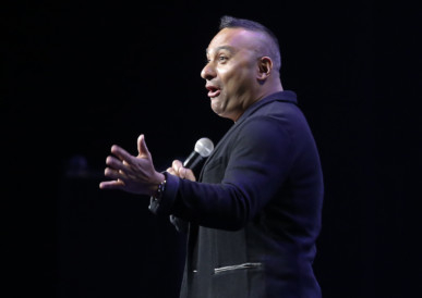 Celebrity Homes of the Week: Russell Peters