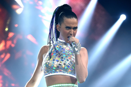 Katy Perry Follows Kim Kardashian By Striking Mobile Game Deal ...