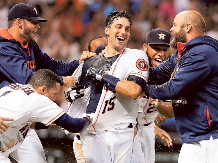 Castro walk-off HR lifts Astros to sweep of Angels