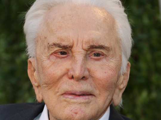 Kirk Douglas snubbed by hometown high school’s hall of fame | Hollywood ...