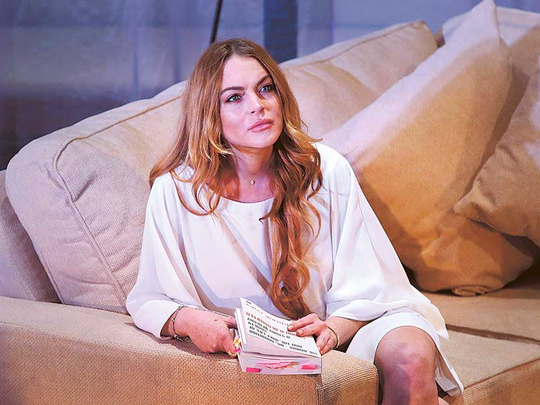 Lindsay Lohan Loses Part Of Finger In Boat Accident Hollywood Gulf News
