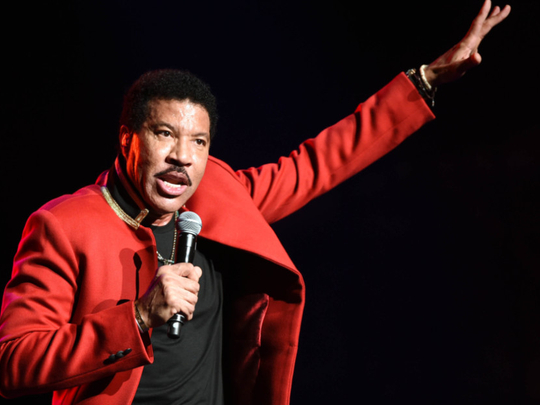 Lionel Richie Has Abu Dhabi Dancing On The Ceiling Music Gulf News