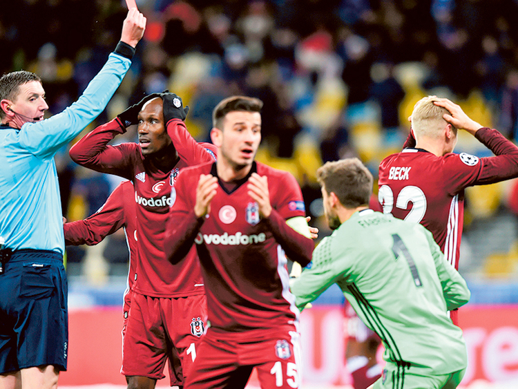 Champions League » News » Aboubakar double helps Besiktas down Napoli