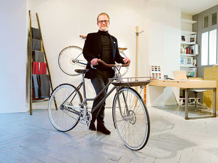 French Family Firm Recycles Hand-made Bike Shop As Luxury Niche - I24NEWS