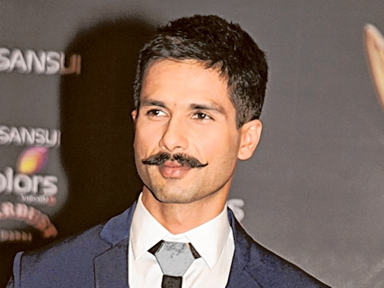 Rangoon' to release in February 2017 | Bollywood – Gulf News
