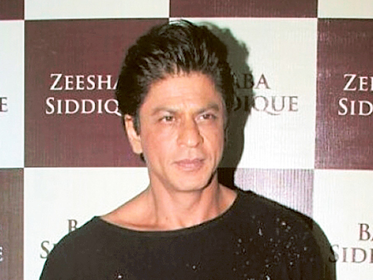 Shah Rukh Khan fandom awards gets real | Bollywood – Gulf News