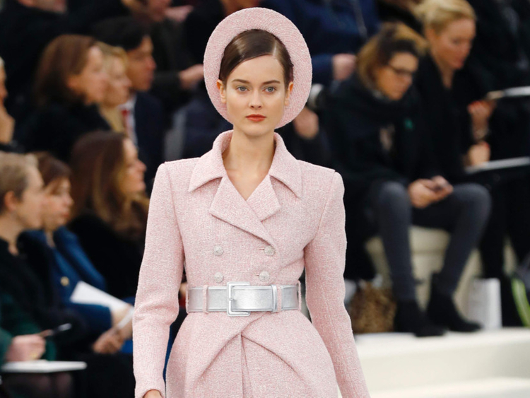 Paris couture: Chanel goes to golden age of Hollywood