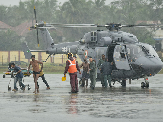 16 Dead, 100 Missing As Cyclone Hits India, Sri Lanka | India – Gulf News