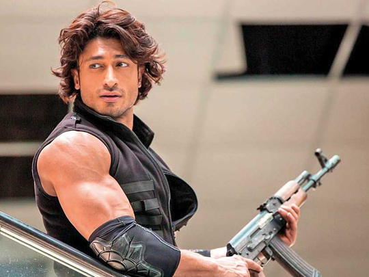 Review: COMMANDO 2: THE BLACK MONEY TRAIL, Too Much Talking, Not