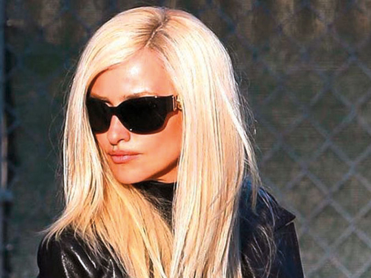 Penelope Cruz Turns Blonde For Versace Role Hollywood Gulf News