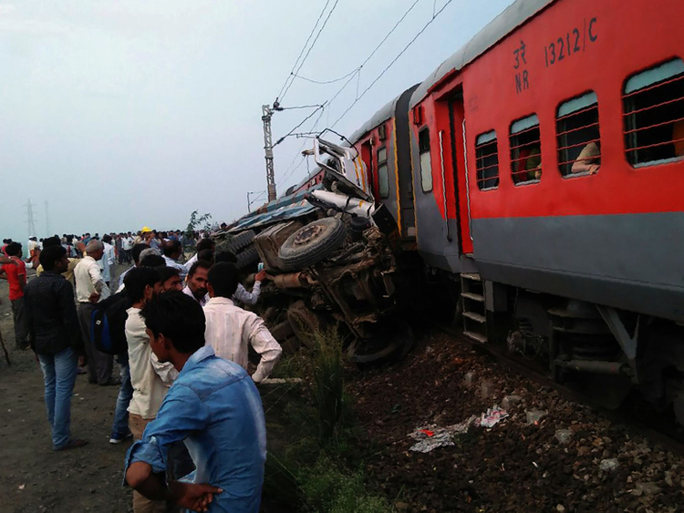 42 passengers injured in second Indian train accident in four days | India  – Gulf News