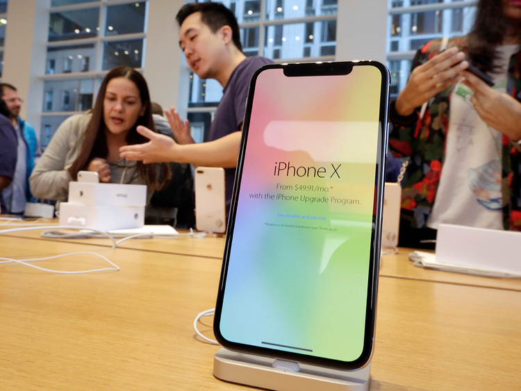 Us Investigating Apple S Slowing Iphones Report Technology Gulf News - planned obsolescence roblox