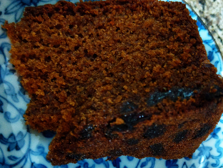 Kerala Fruitcake (Plum Cake) - The Familiar Kitchen