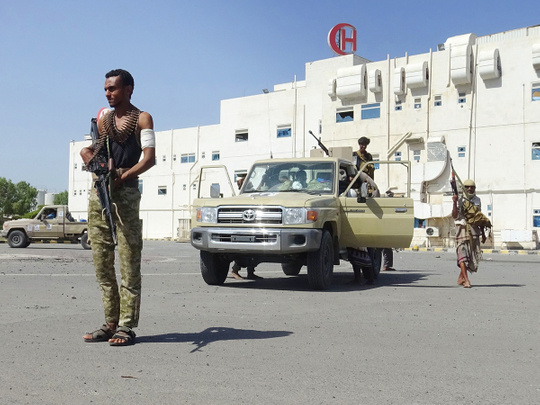Members of the Yemeni pro-government forces