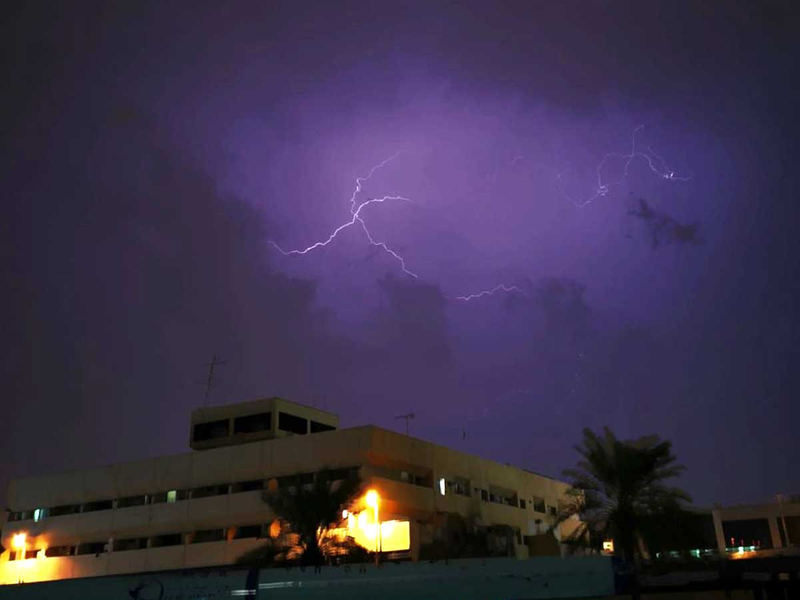 181125 Lightning in Dubai