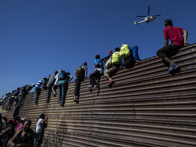 US shuts Mexico border point as thousands look to cross Americas