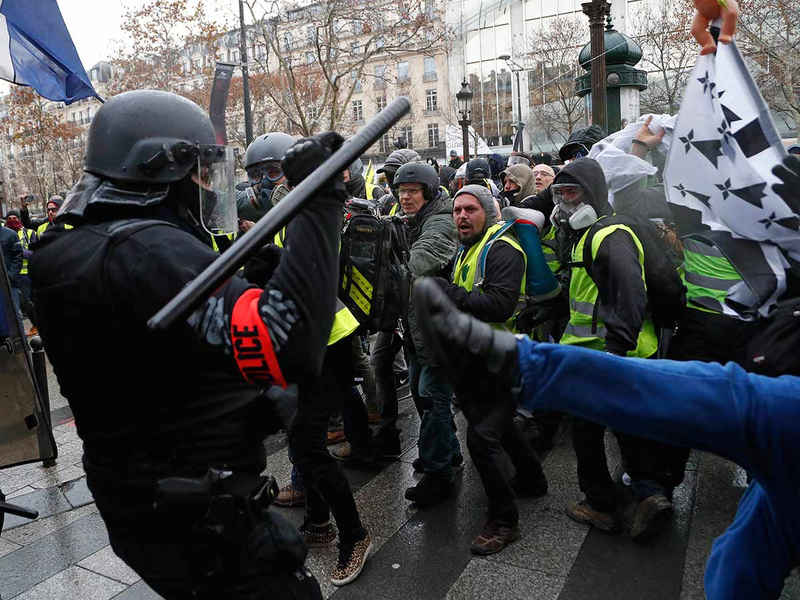 Paris Yellow Vest protests 08122018