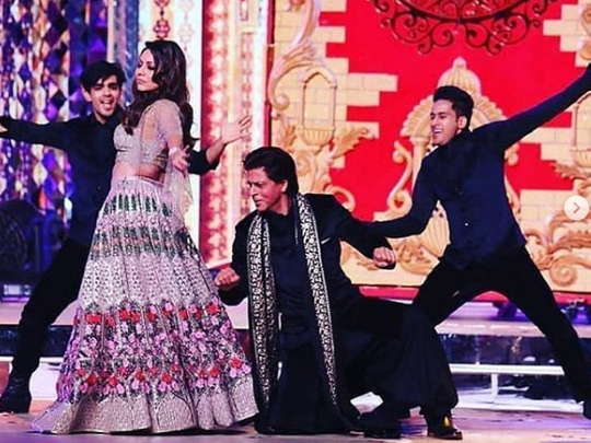 Shah Rukh and Gauri Khan dancing at Ambani wedding