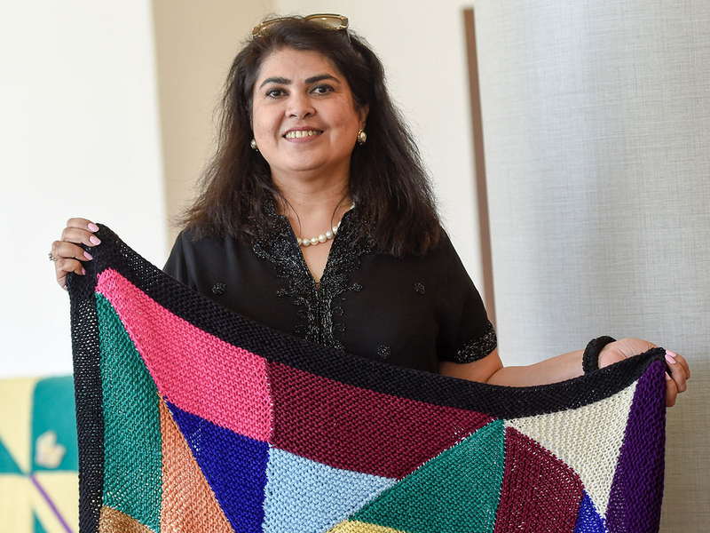 UAE women attempt at hand-knitting the world's largest blanket for