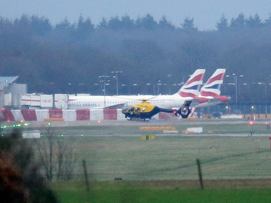Britain_Gatwick_Airport_Drones_15994