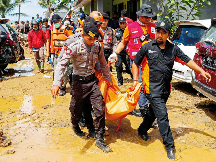 Tsunami death toll crosses 420 thousands homeless Asia Gulf News