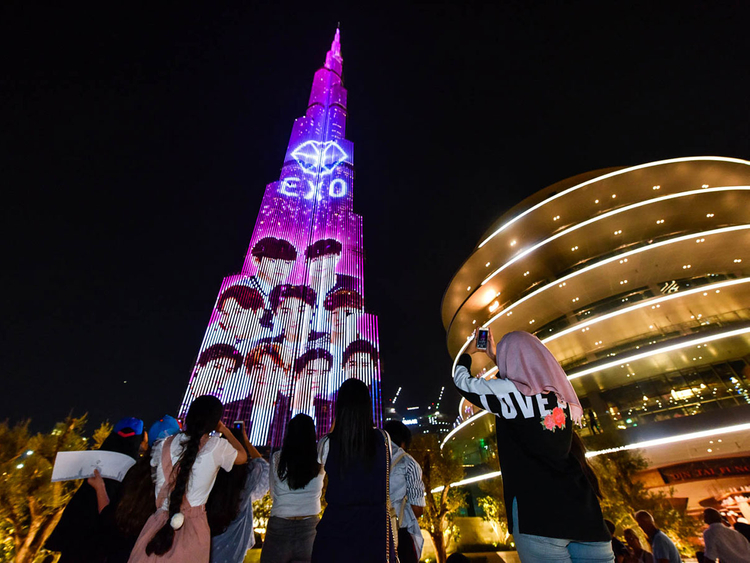 Ung Sobriquette Tilfældig How Burj Khalifa puts on its stellar light shows | Uae – Gulf News