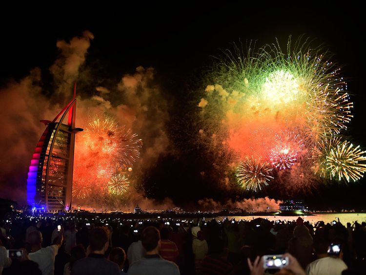 New Year's Eve 2019: Traffic, taxis, metro timings and everything you need  to know | Uae – Gulf News