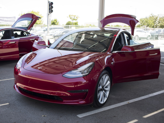 Tesla starts deliveries of dual-motor Model 3 in July, Musk Says ...