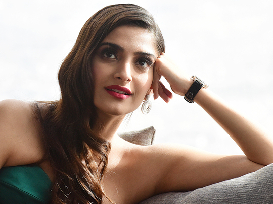 Bollywood actress Sonam Kapoor shaken after 'scariest experience ...