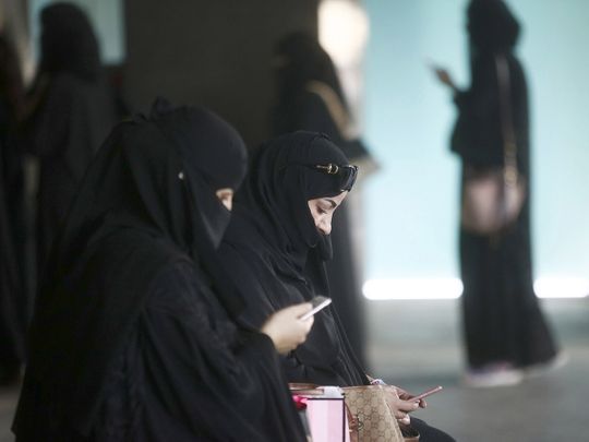 OPN_190112-Saudi-Women_P1-(Read-Only)