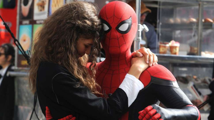 TAB_190118-Zendaya-and-Tom-Holland-in-Spider-Man--Far-From-Home-1-1547877144193
