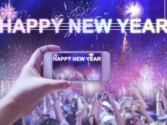 OPN_190120-Happy-New-Year--message-on-a-computer-or-mobile-phone_P2-1547986777419