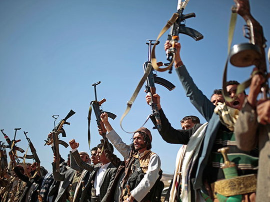 tribesmen loyal to Al Houthi rebels