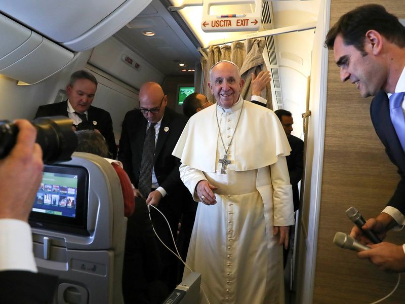 Pope to UAE