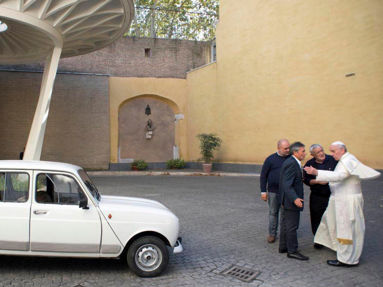 Pope car