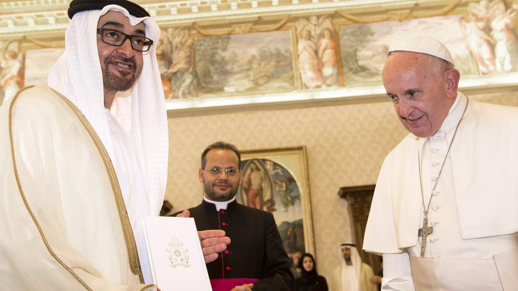 Pope Francis arrives in UAE