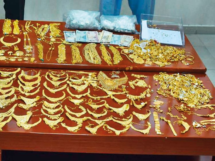 Police Arrest Three Gold Thieves In Abu Dhabi Over Heist Worth Dh2 4 - 
