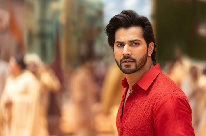 tab-Varun-Dhawan-in-Kalank-(2019)-1554624924646