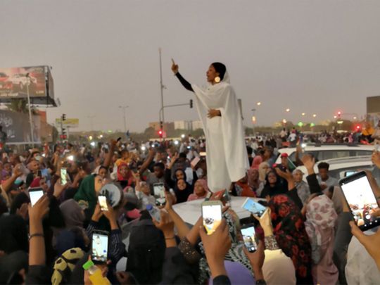 20190409_Sudan_women