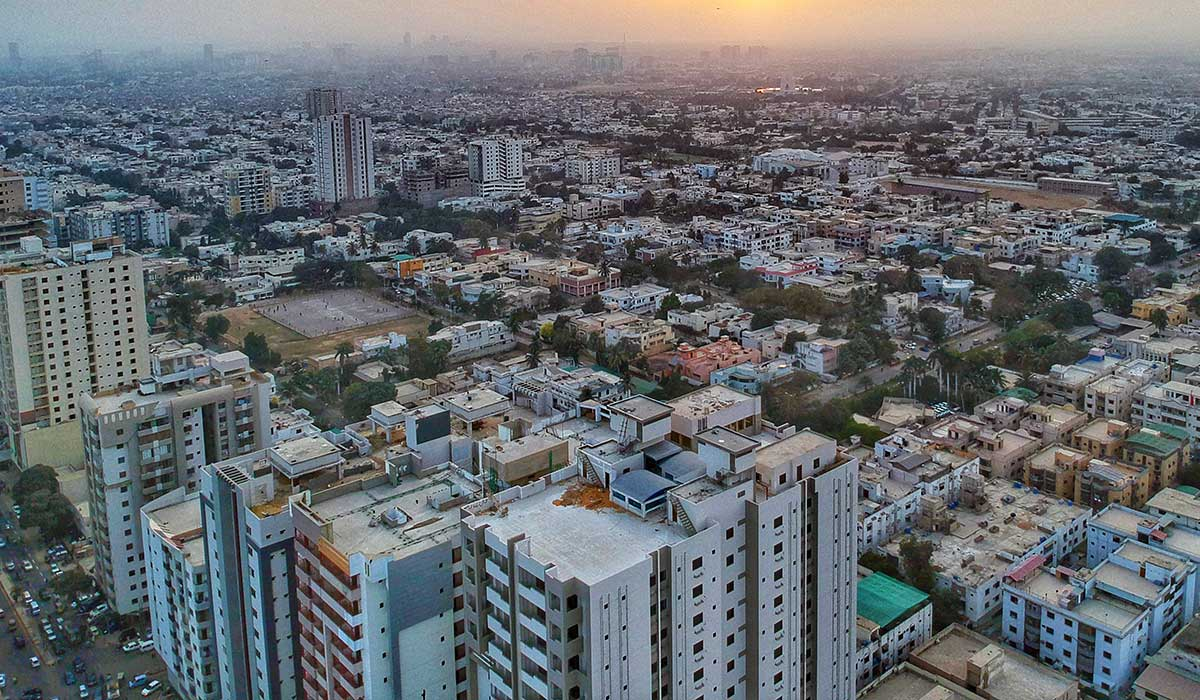 A view of Pakistan's port city of Karachi 01